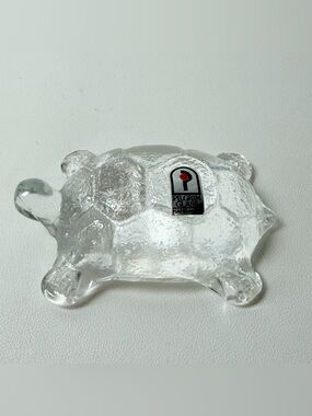 Vintage Pilgrim Glass Handmade Turtle Tortoise Paperweight Figurine Art deco